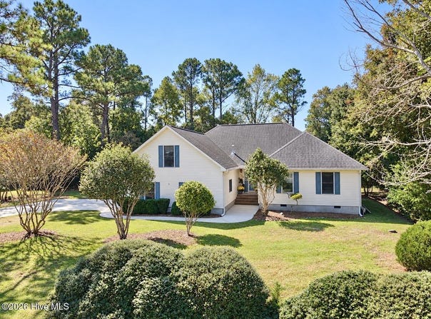 305 Shearwater Drive, Hampstead, NC 28443