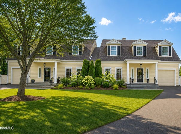 9 October Hill Dr, Lenox, MA 01240