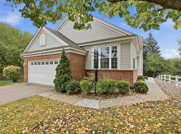 397 Campfire Curve, Chaska, MN 55318