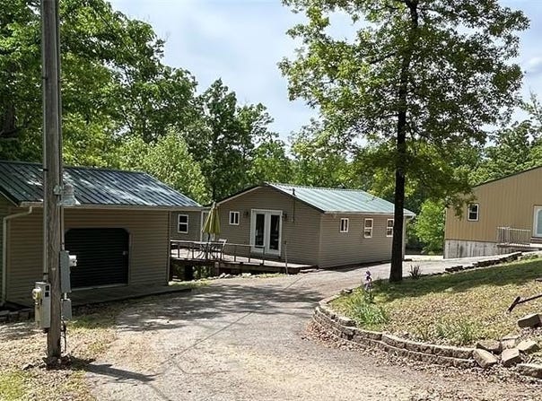 438 Little Dogwood Lake Road, Burfordville, MO 63739