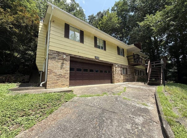 111 Mitchell Street, Logan, WV 25601