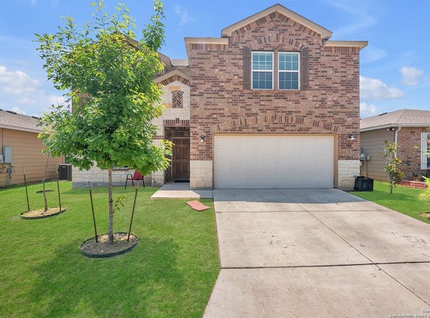 150 HIDDEN KNL, Selma, TX 78154-3683