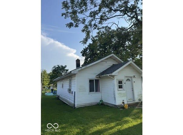 1109 W 17th, Muncie, IN 47302