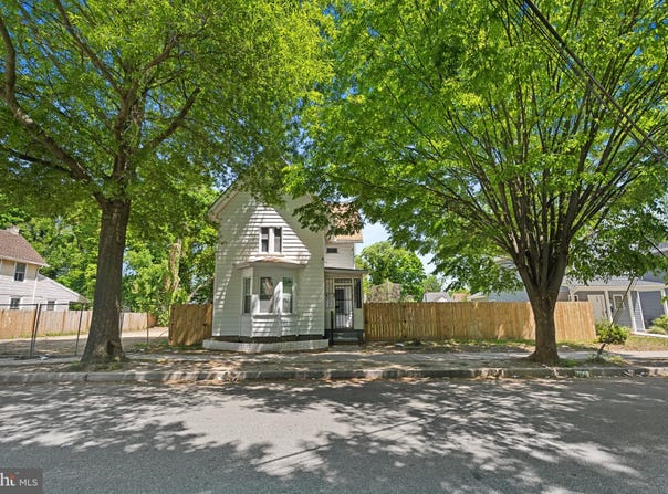 31 S NEW Street, DOVER, DE 19904