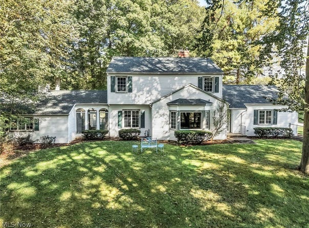 3583 W Bath Road, Akron, OH 44333