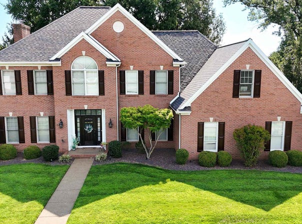 4266 Windhill Lane, Newburgh, IN 47630