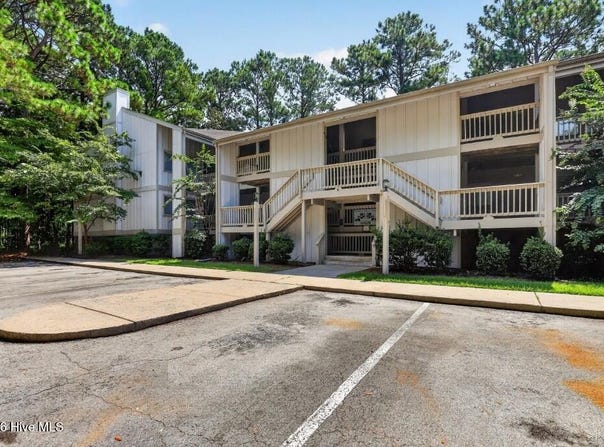 6216 Harbourside Drive, New Bern, NC 28560