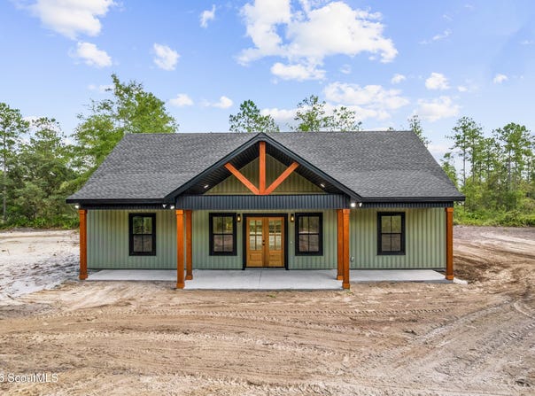 443 Mount Pleasant Road, Hortense, GA 31543