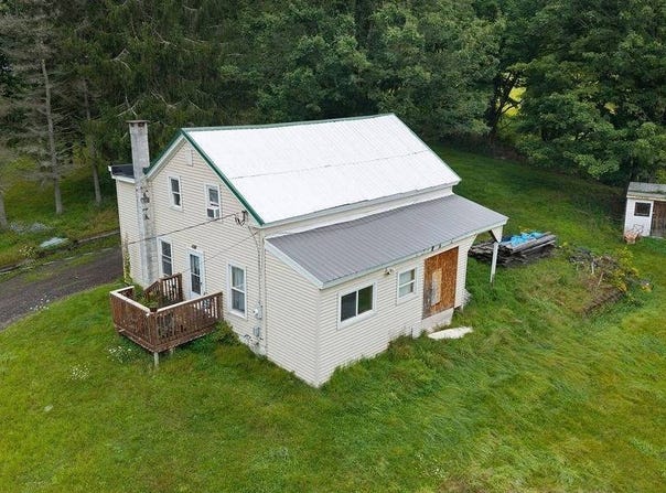 112 Gulf Rd, Hartwick, NY 13348