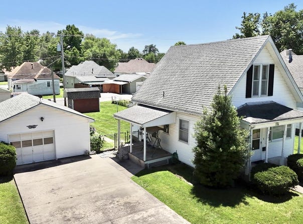 1316 E 7th Street, Sedalia, MO 65301