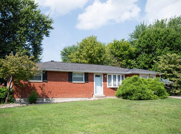 14 Lacresta Drive, Florence, KY 41042