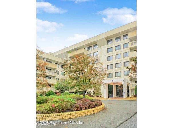 5 Windham Loop, Staten Island, NY 10314