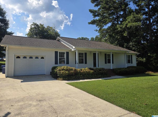 900 AZALEA ROAD, ONEONTA, AL 35121