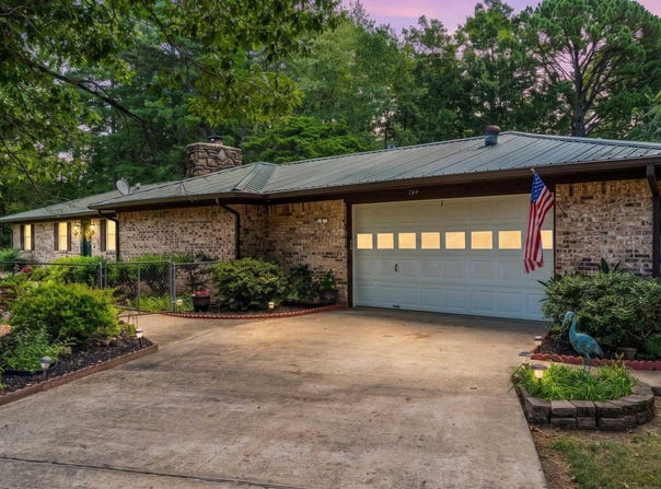 564 Green Tree Road, Clinton, AR 72031-0000