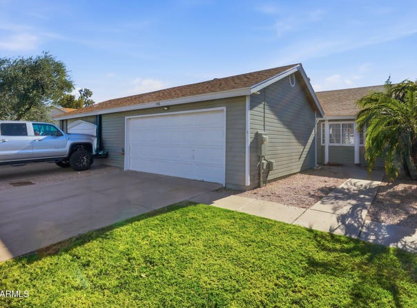 3134 E MCKELLIPS Road, Mesa, AZ 85213