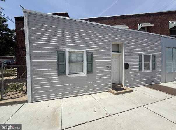 402 N SPRINGFIELD Road, CLIFTON HEIGHTS, PA 19018