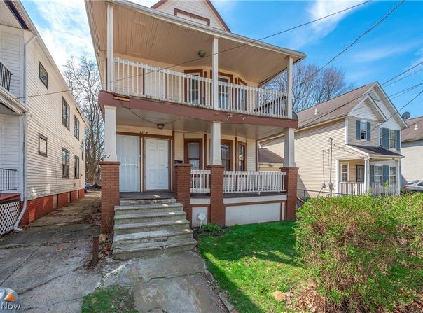8206 Crumb Avenue, Cleveland, OH 44103