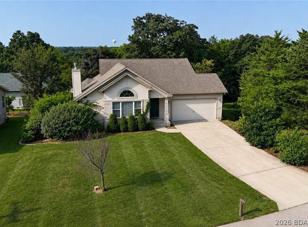 31 Sunset Drive, Camdenton, MO 65020