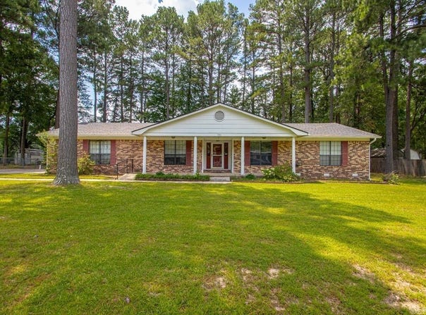 701 Sheffield Drive, Bryant, AR 72022