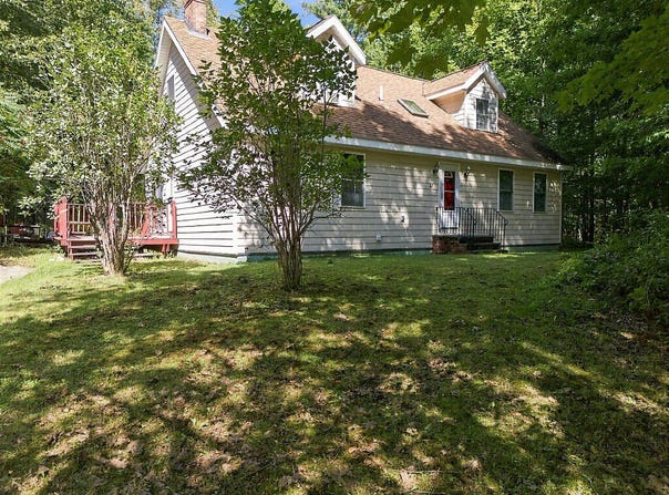 41 Birch Street, Winthrop, ME 04364