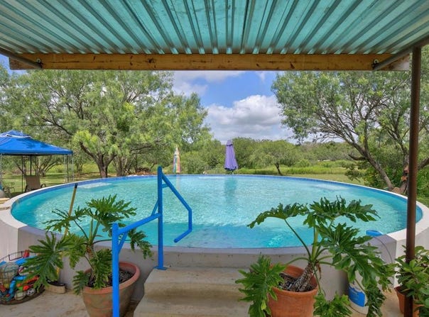 9998 Kirkner Rd, San Antonio, TX 78263