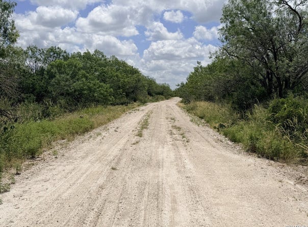 Fm 791, Campbellton, TX 78008