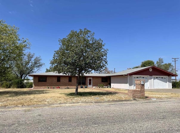 208 N Broadview, Del Rio, TX 78840