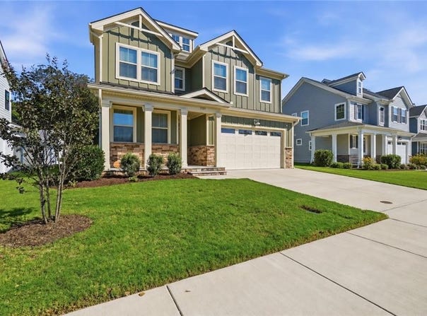 1124 Erin Drive, Suffolk, VA 23435