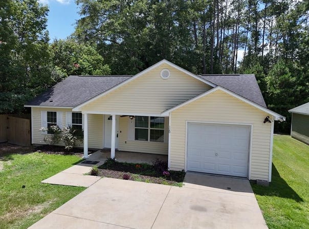1203 N Young St., Thomasville, GA 31792