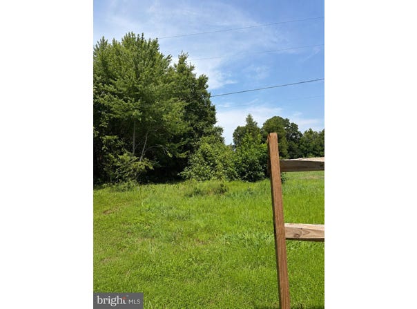 193-E DAVIS Road, WALDORF, MD 20601