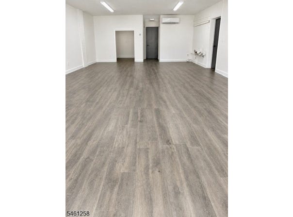 113 Main St, Hackettstown Town, NJ 07840-1946