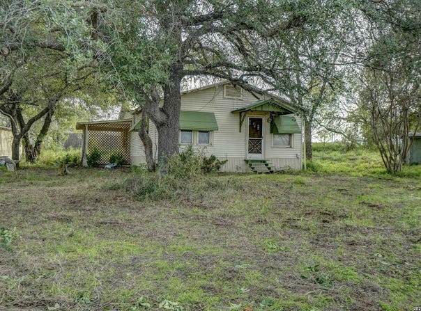 17770 INTERSTATE 35 S, Lytle, TX 78052