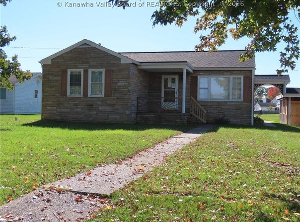 139 Elm Street, Winfield, WV 25213