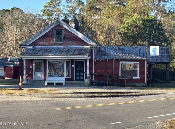628 Center Hill Road, Tyner, NC 27980