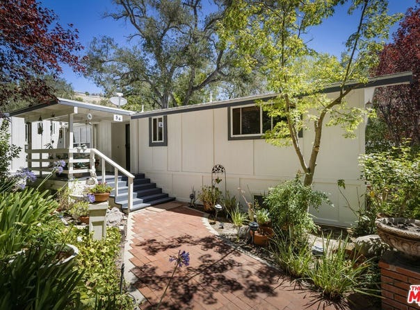 54 Robin Hood Pl, Westlake Village, CA 91361