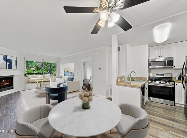 5535 Canoga Avenue, Woodland Hills, CA 91367