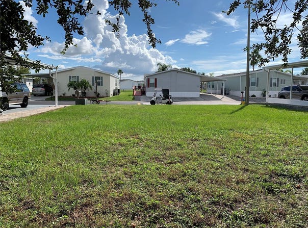 223 N SAINT GEORGE Circle, APOLLO BEACH, FL 33572