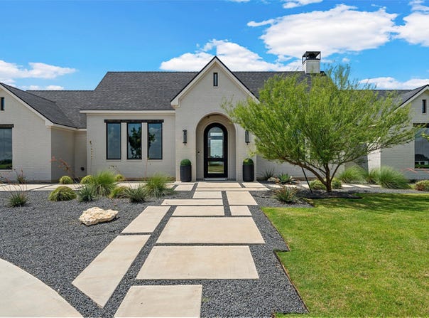 417 Willow Moon Ranch Road, Crawford, TX 76638