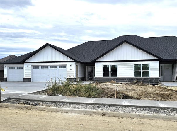 285 Gavin Circle, Peosta, IA 52068