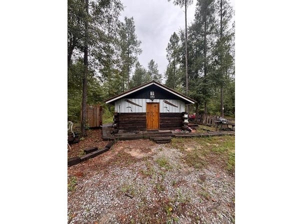 1894 Gus Hughes Road, Gordon, AL 36343