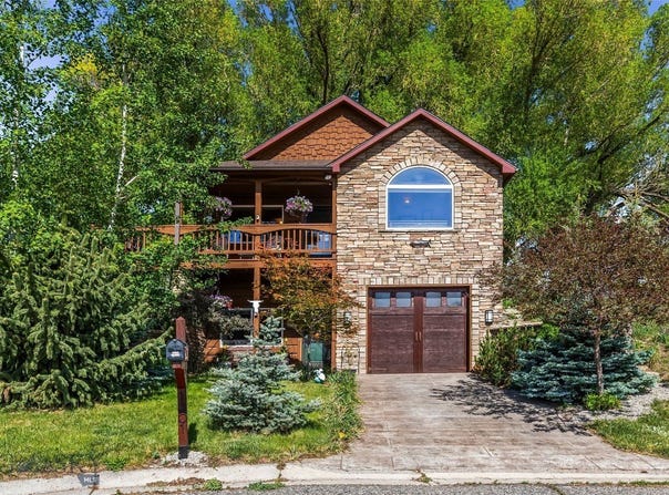 1301 Absaroka Court, Livingston, MT 59047
