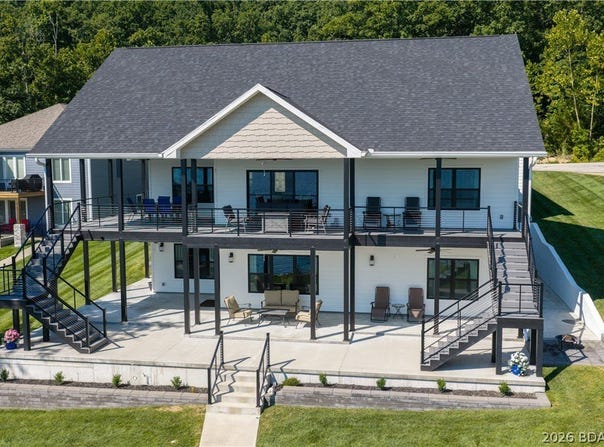 1972 Arrowridge Drive, Roach, MO 65787