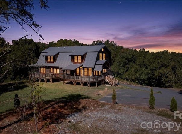 1582 Sandy Plains Road, Tryon, NC 28782