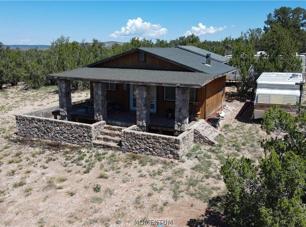 53555 N Markham Pass, Seligman, AZ 86337