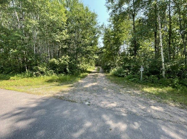 Colton Road, Minong, WI 54859