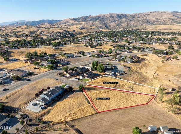 22036 Tin Court, Tehachapi, CA 93561