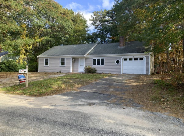 20 Harding Lane, West Yarmouth, MA 02673