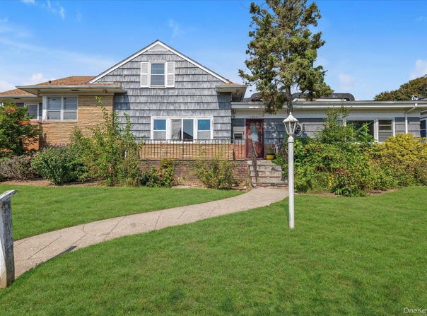 305 E Olive Street, Long Beach, NY 11561
