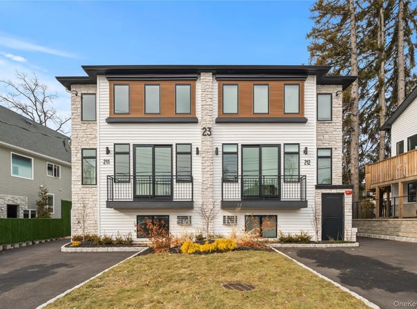 23 Singer Avenue, Spring Valley, NY 10977