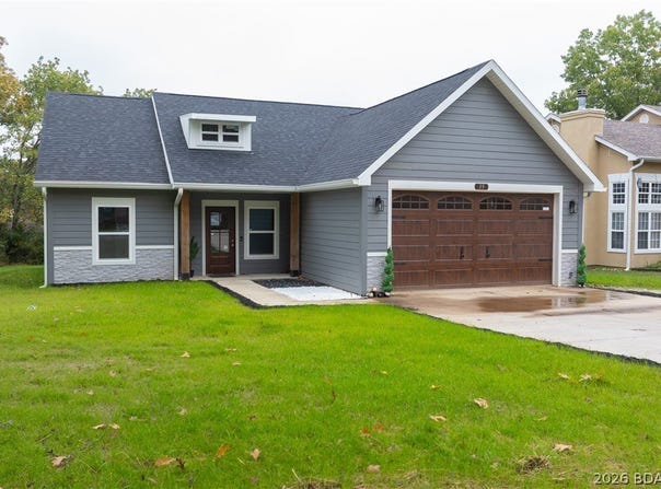 39 Buckingham Drive, Camdenton, MO 65020